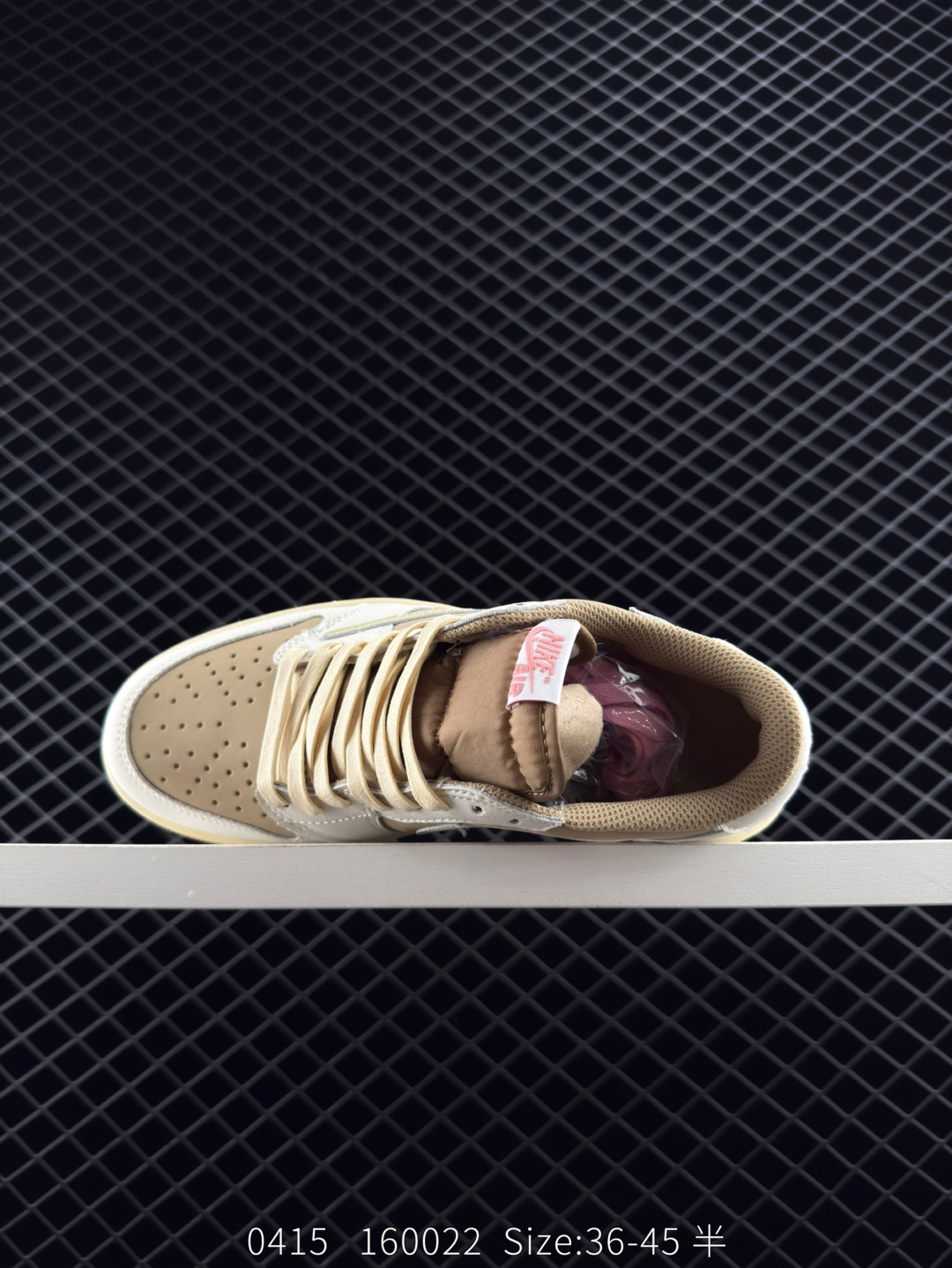 Travis Scott x Air Jordan 1 ” Reverse Mocha “